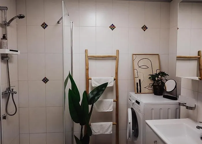 Cozy Nuernberg-schwaig-messe-kueche-balkon 아파트