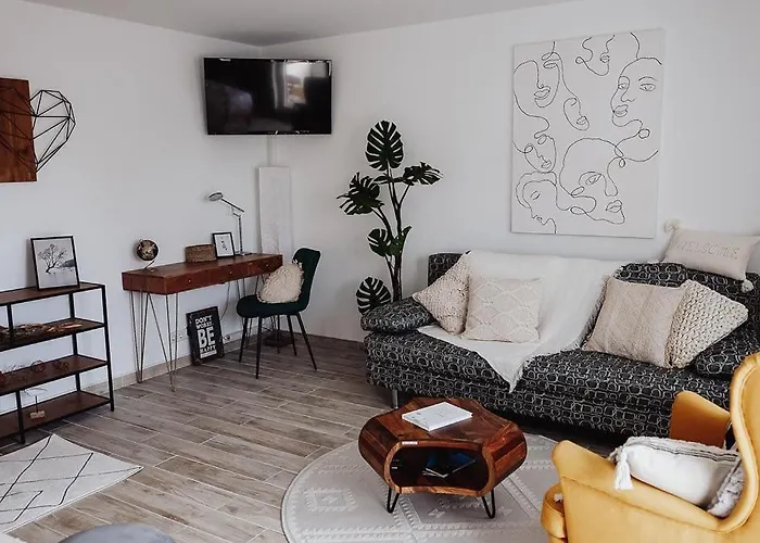 Cozy Nuernberg-schwaig-messe-kueche-balkon 아파트 슈바이크 바이 뉘른베르크