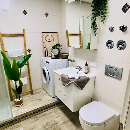 Cozy Nuernberg-schwaig-messe-kueche-balkon Schwaig bei Nürnberg